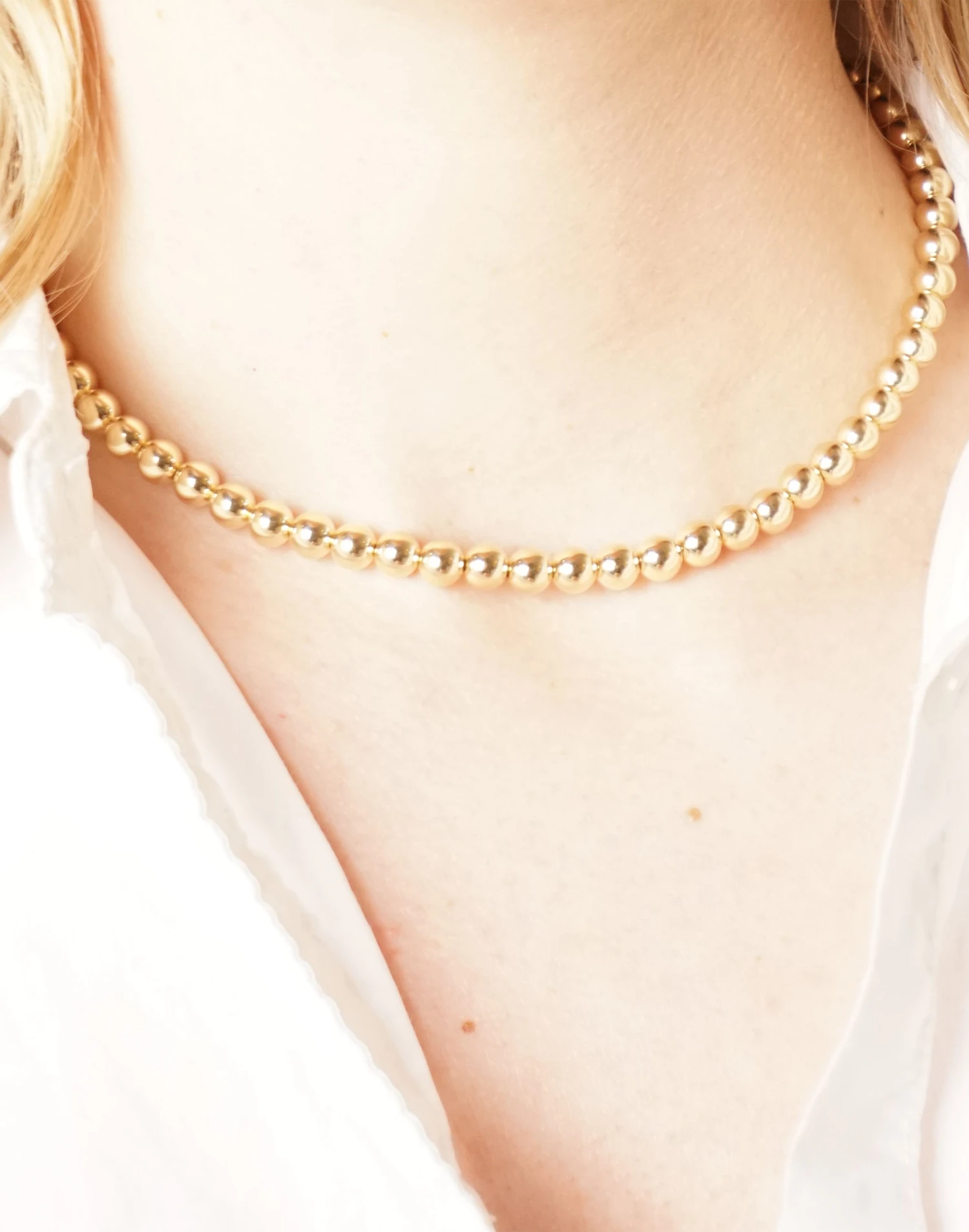 Madewell Charlotte Cauwe Studio Bead Necklace In Gold 3 Madewell Charlotte Cauwe Studio Bead Necklace In Gold - Image 3
