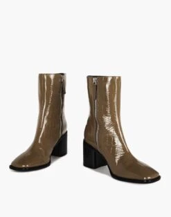Madewell Intentionally Blank Leather Contour Boots
