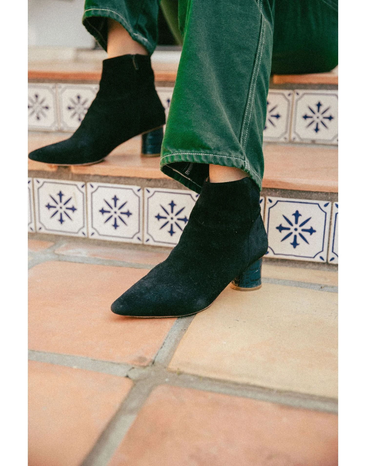 Madewell Ma'am Shoes Suede Shirley Ankle Boots 3 Madewell Ma'am Shoes Suede Shirley Ankle Boots - Image 3