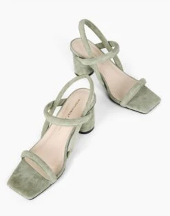 Madewell Intentionally Blank Suede Kifton Sandals