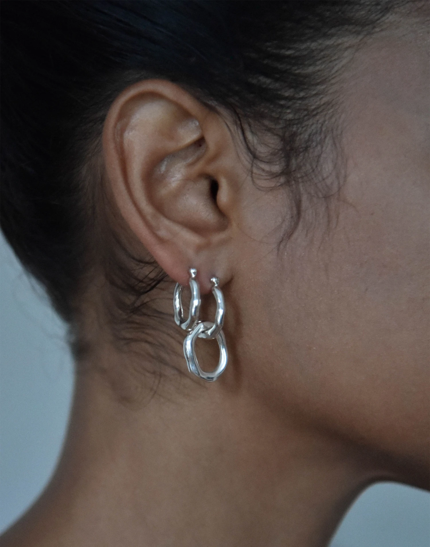 Madewell NASHIRA ARNÓ Sterling Silver Pond Hoop Earrings 3 Madewell NASHIRA ARNÓ Sterling Silver Pond Hoop Earrings - Image 3