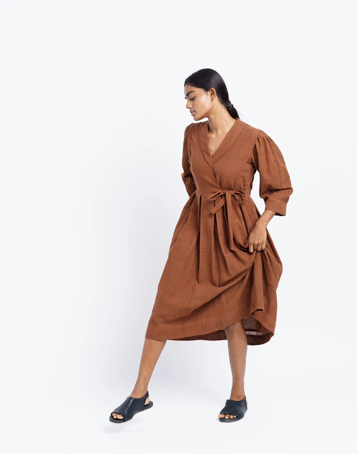 Madewell World Of Crow 70's Classic Wrap Midi Dress 2 Madewell World Of Crow 70's Classic Wrap Midi Dress - Image 2