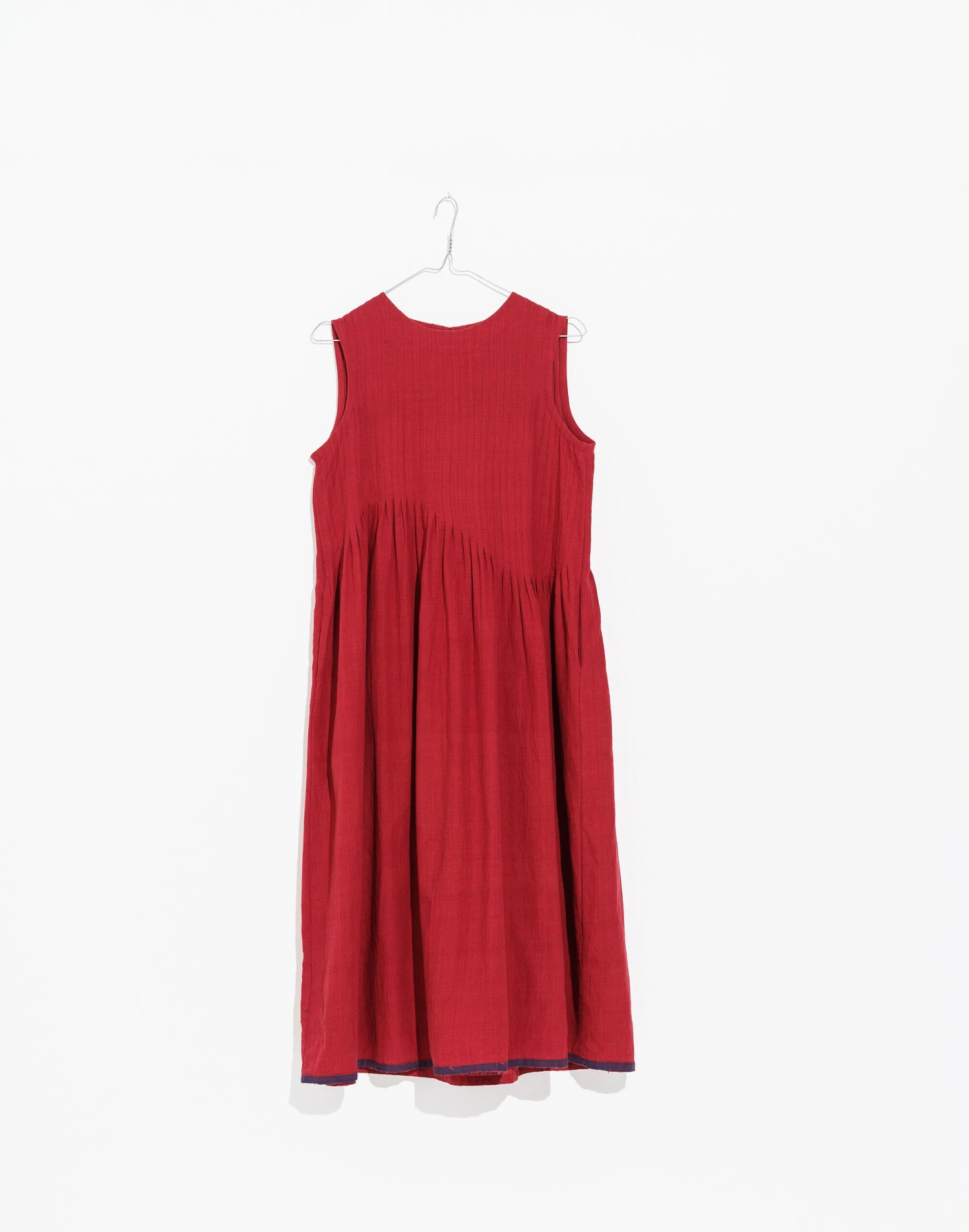 Madewell World Of Crow Red Pleated Midi Dress 4 Madewell World Of Crow Red Pleated Midi Dress - Image 4