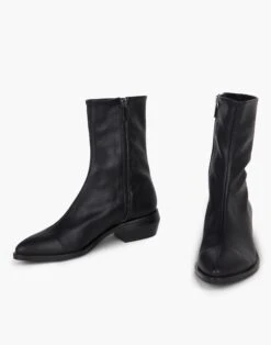 Madewell Intentionally Blank Maison Tall Boot -Madewell Sales N5954 BK0001 d2