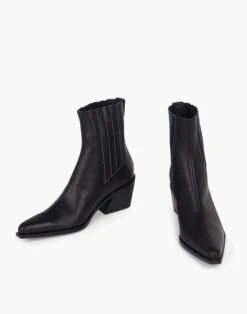 Madewell Intentionally Blank Hillary Heeled Boot -Madewell Sales N5959 BK0001 d2