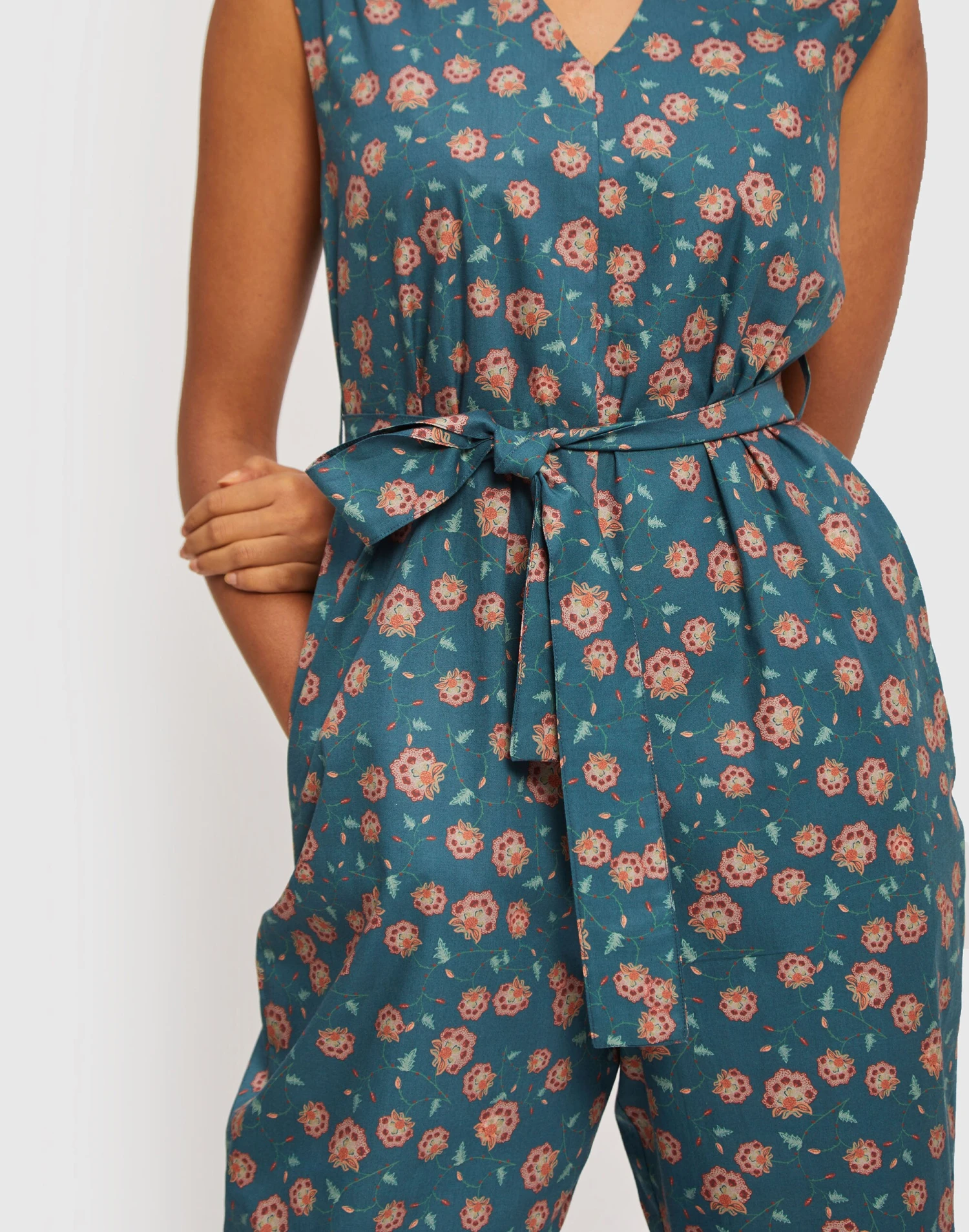 Madewell X Reistor Sleeveless Belted Jumpsuit 2 Madewell X Reistor Sleeveless Belted Jumpsuit - Image 2