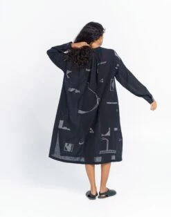 Madewell World Of Crow Oversized Gathered Slate Dress -Madewell Sales N7013 BK0001 d4