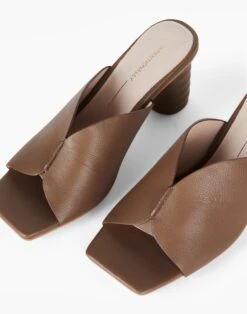 Madewell Intentionally Blank Kamika 9 Madewell Intentionally Blank Kamika -Madewell Sales N7884 BR0948 d4