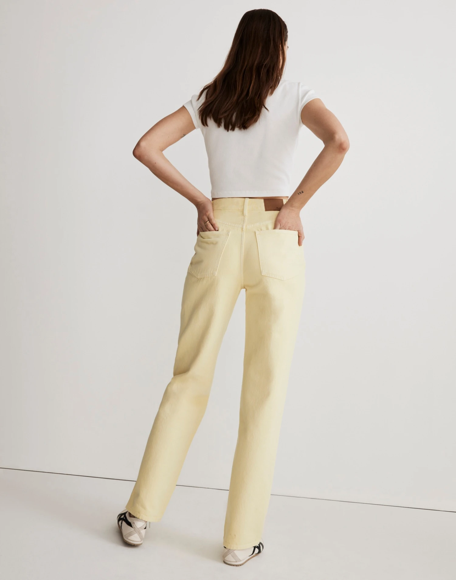 Madewell Baggy Straight Jeans: Garment-Dyed Edition 4 Madewell Baggy Straight Jeans: Garment-Dyed Edition - Image 4