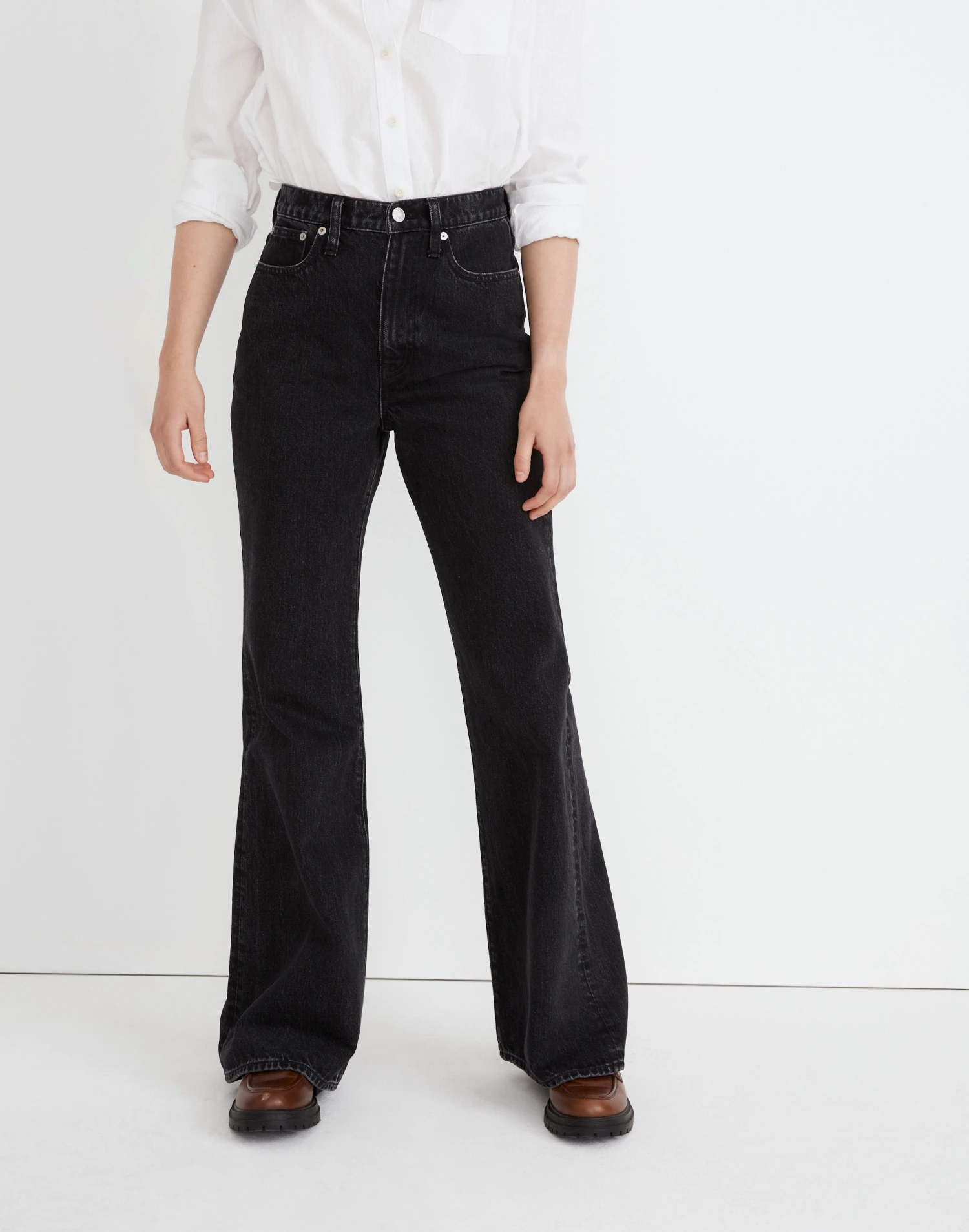 Madewell Baggy Flare Jeans In Lunar Wash 4 Madewell Baggy Flare Jeans In Lunar Wash - Image 4