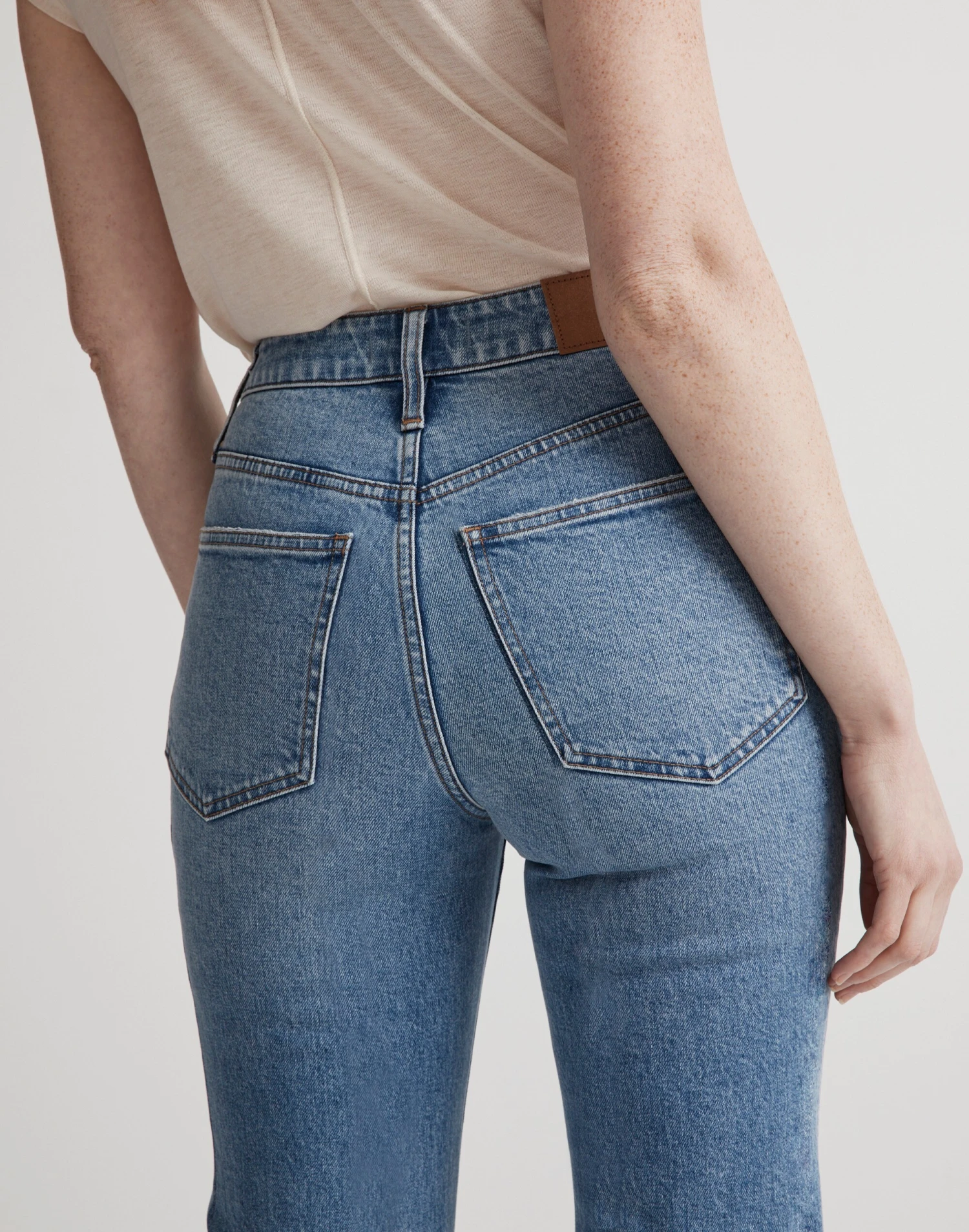 Madewell The Curvy Perfect Vintage Flare Jean In Tarlow Wash 5 Madewell The Curvy Perfect Vintage Flare Jean In Tarlow Wash - Image 5